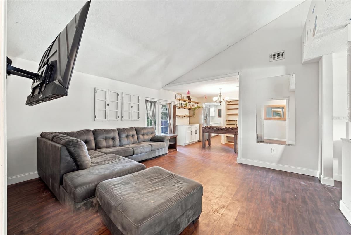 3135 CROSS FOX DRIVE — photo 8 of 34