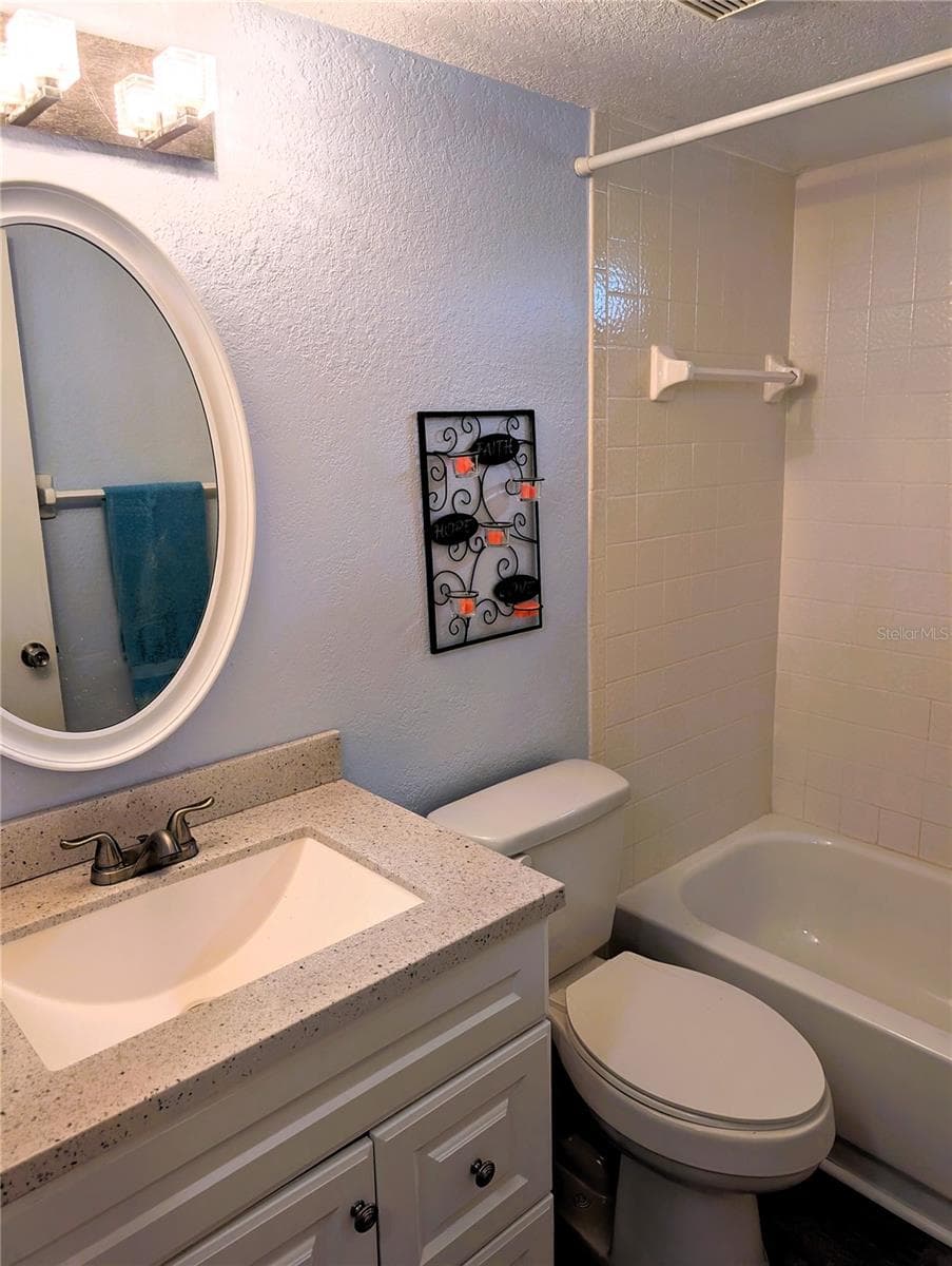 1051 FORREST NELSON BOULEVARD — photo 18 of 23