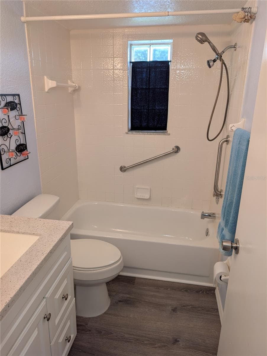 1051 FORREST NELSON BOULEVARD — photo 17 of 23