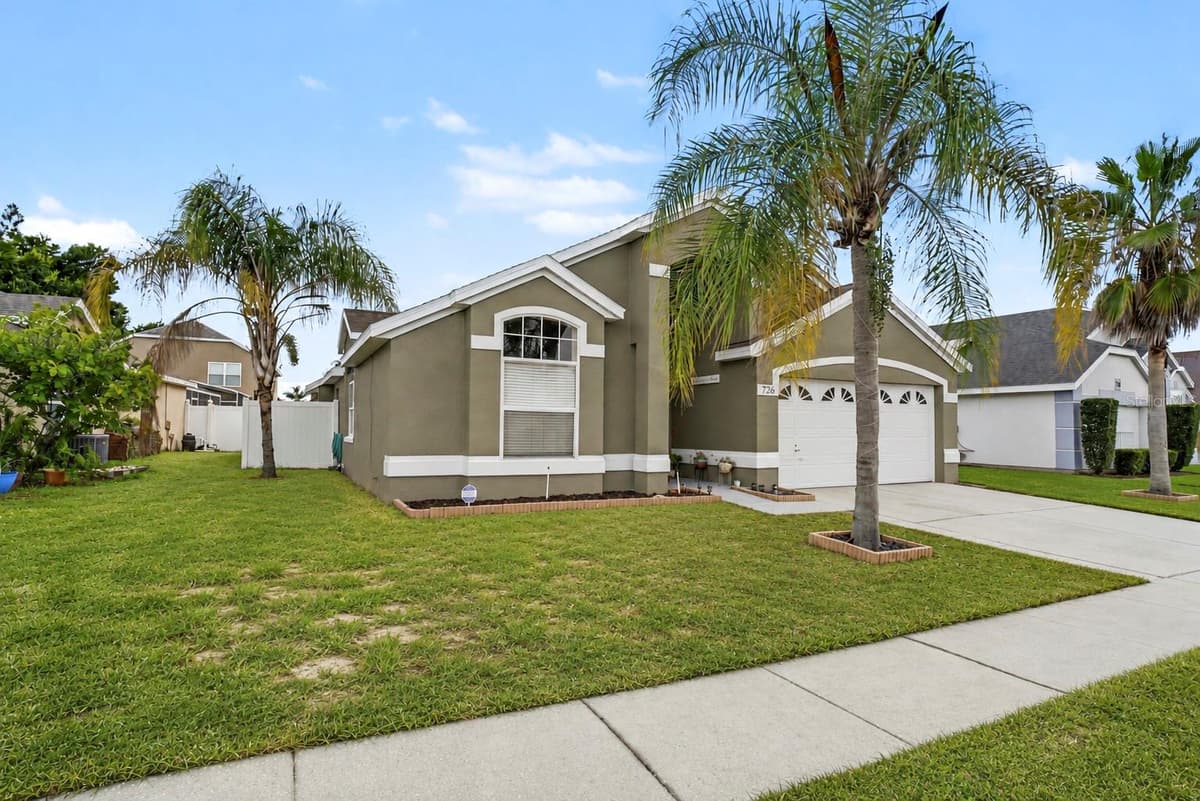 726 ROCHESTER LOOP — photo 3 of 32