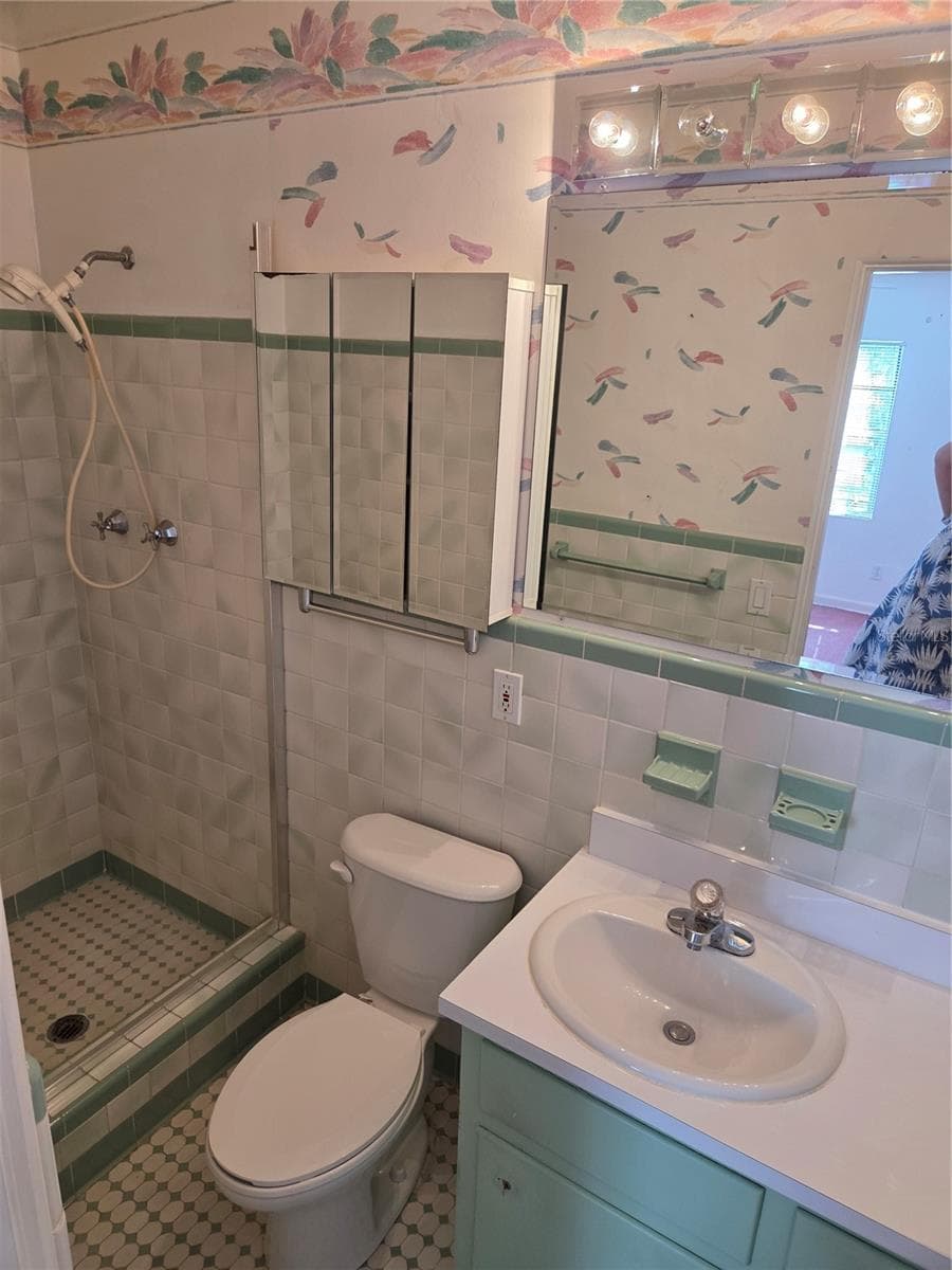 2917 VINE STREET — photo 15 of 28