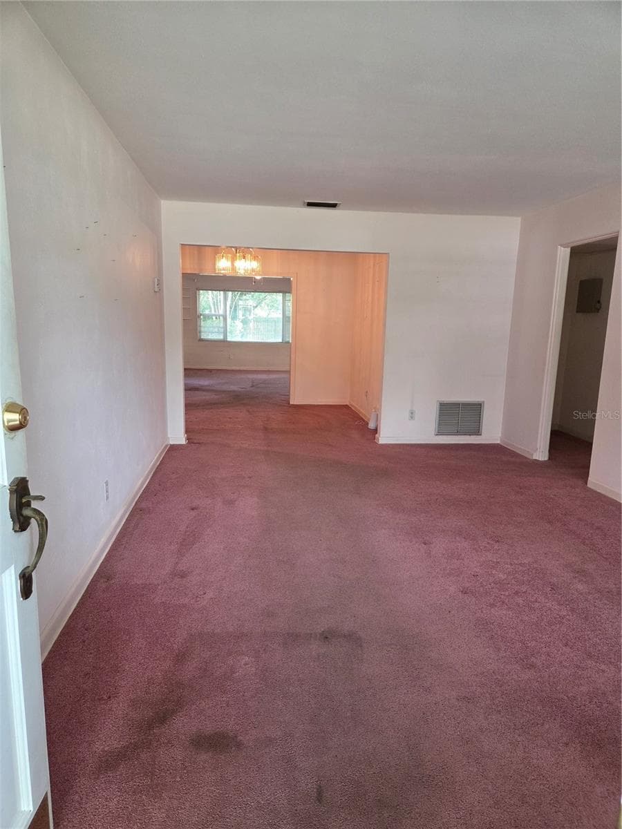 2917 VINE STREET — photo 4 of 28