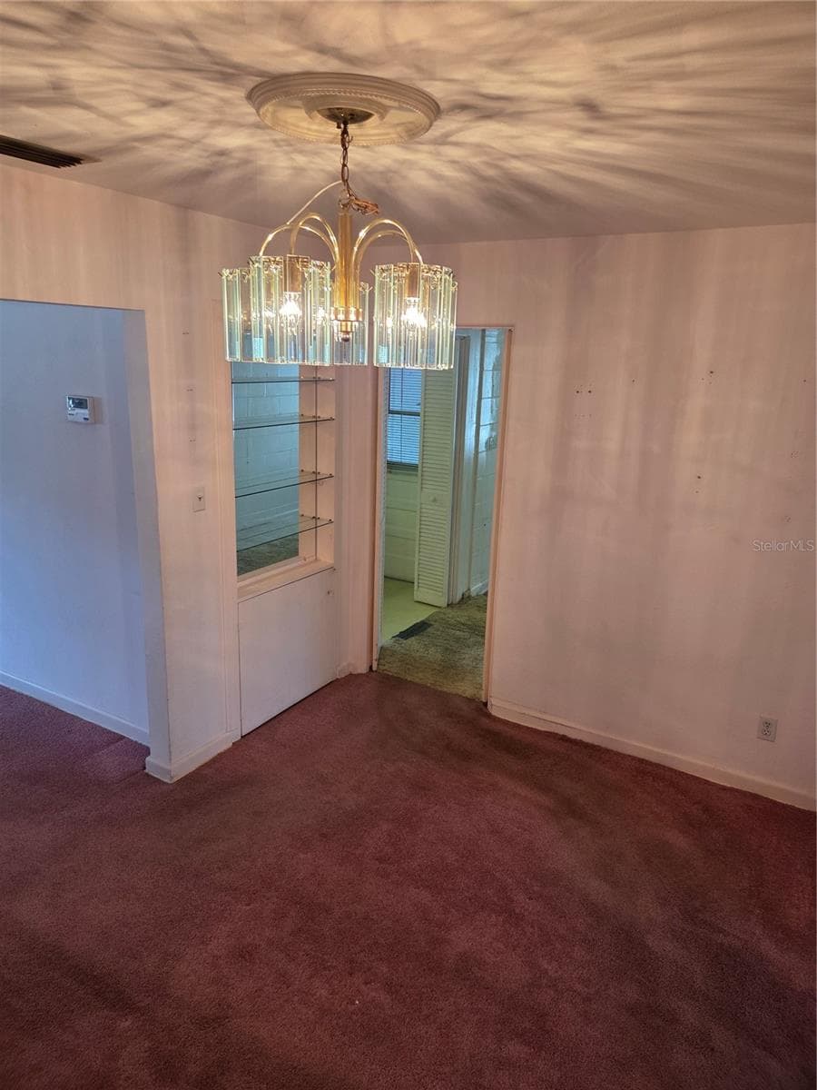 2917 VINE STREET — photo 5 of 28