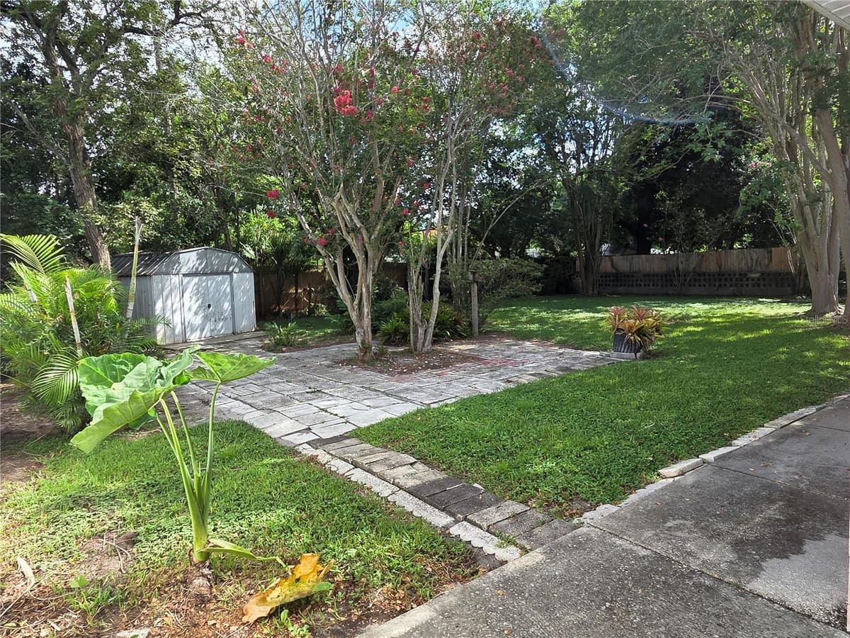 2917 VINE STREET — photo 24 of 28