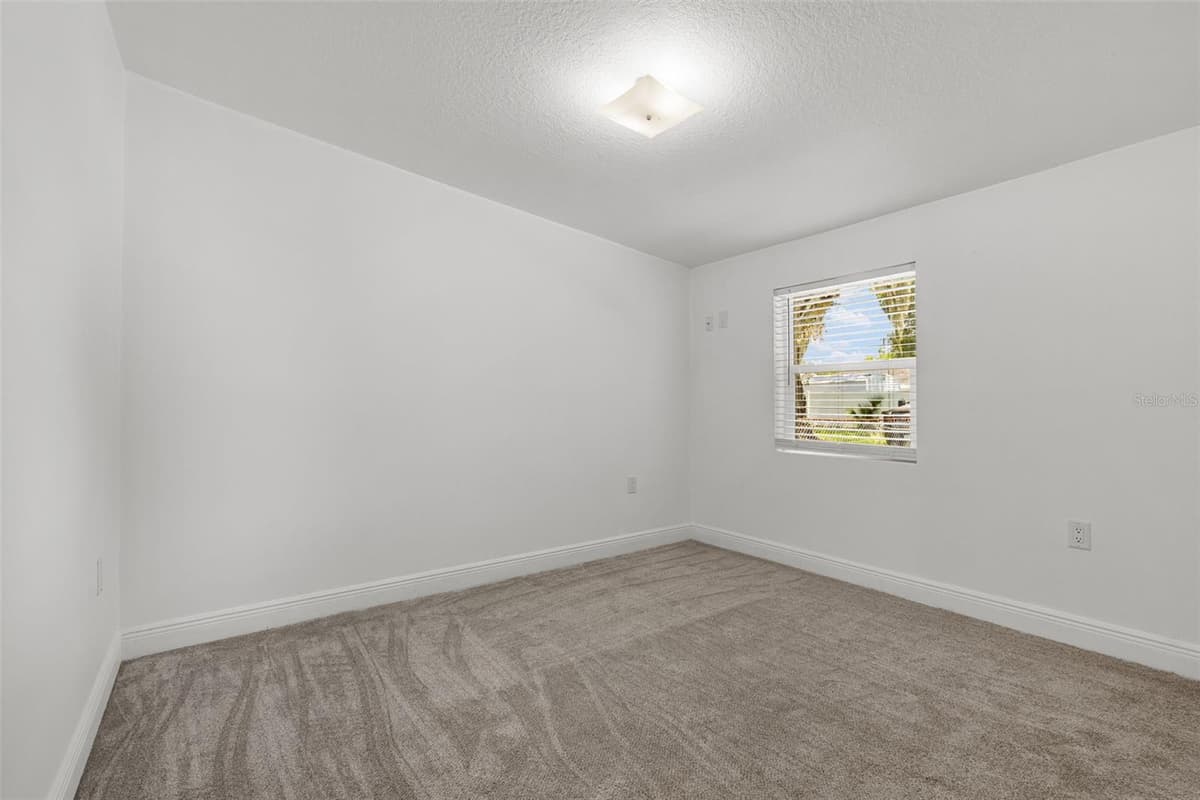 1026 36TH AVENUE — photo 14 of 25