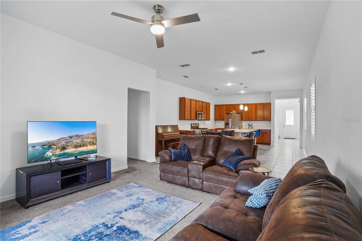 2052 EMERALD SPRINGS DRIVE — photo 2 of 47