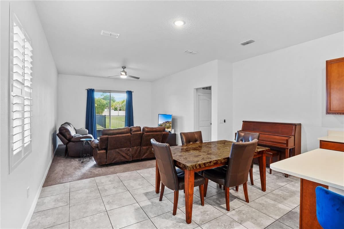 2052 EMERALD SPRINGS DRIVE — photo 9 of 47