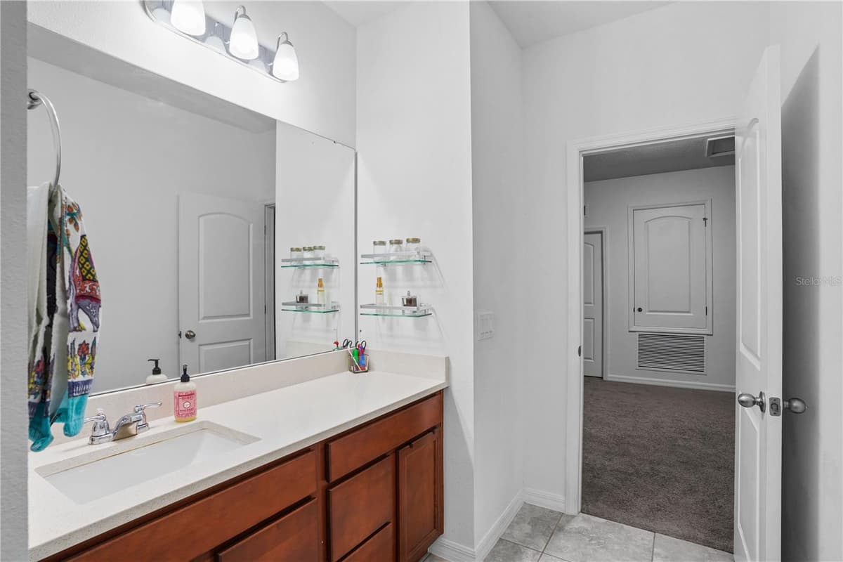 2052 EMERALD SPRINGS DRIVE — photo 18 of 47