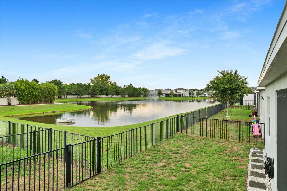 2052 EMERALD SPRINGS DRIVE — photo 42 of 47
