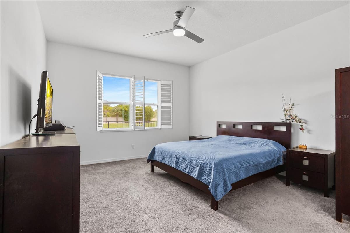 2052 EMERALD SPRINGS DRIVE — photo 15 of 47