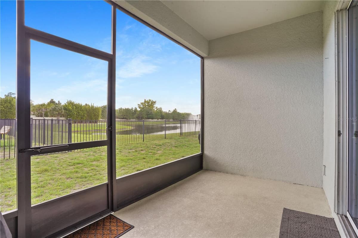 2052 EMERALD SPRINGS DRIVE — photo 31 of 47