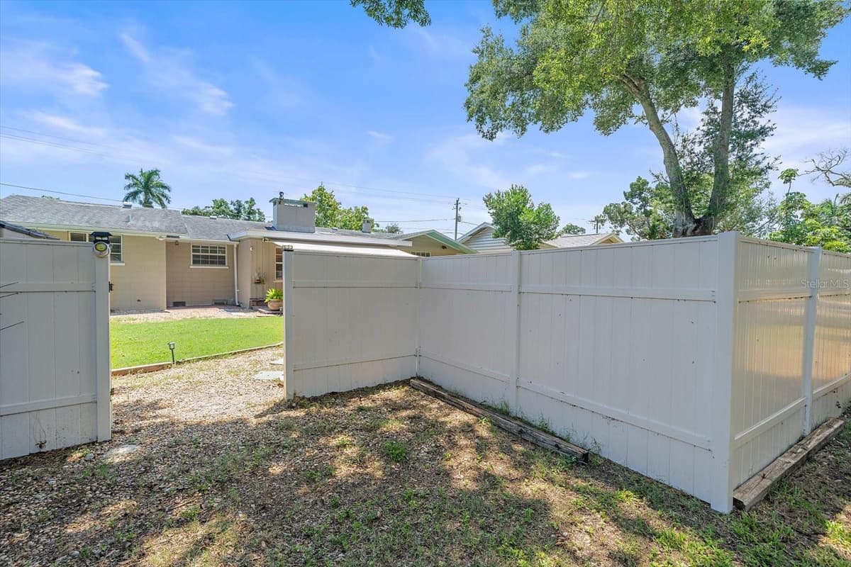 710 26TH STREET — photo 12 of 45
