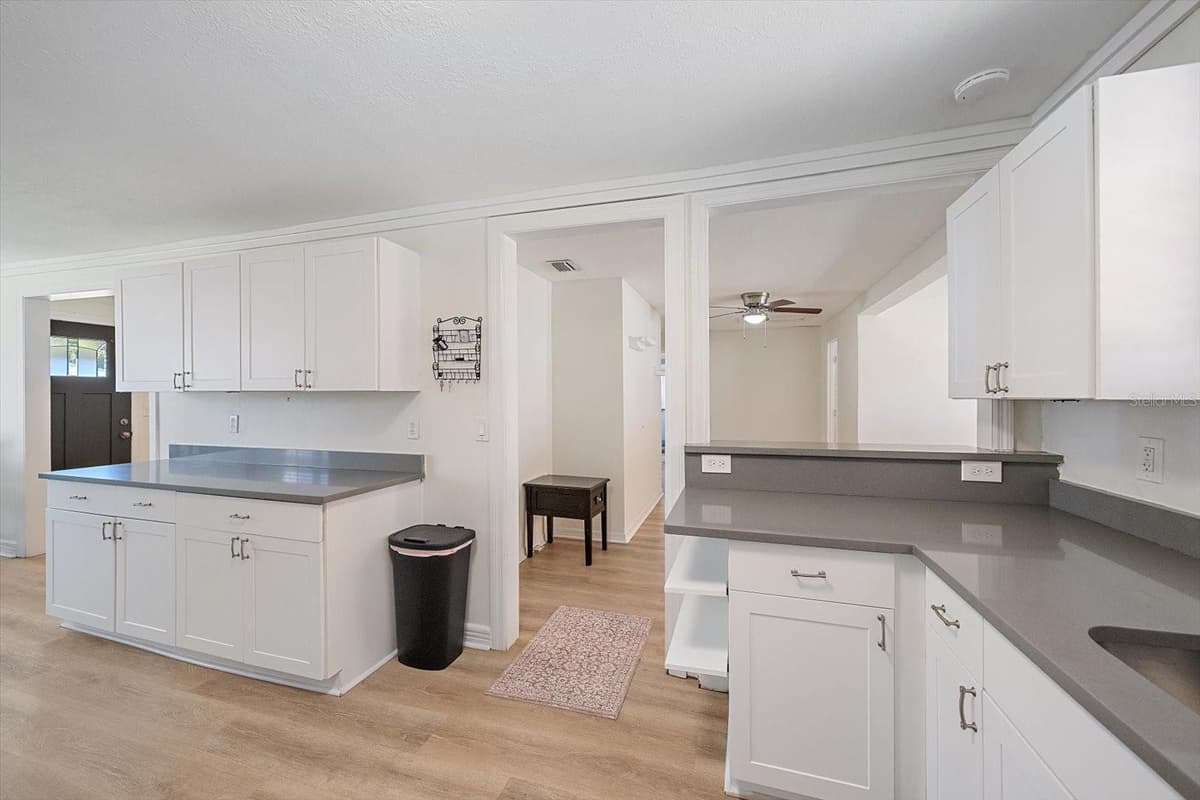 710 26TH STREET — photo 17 of 45