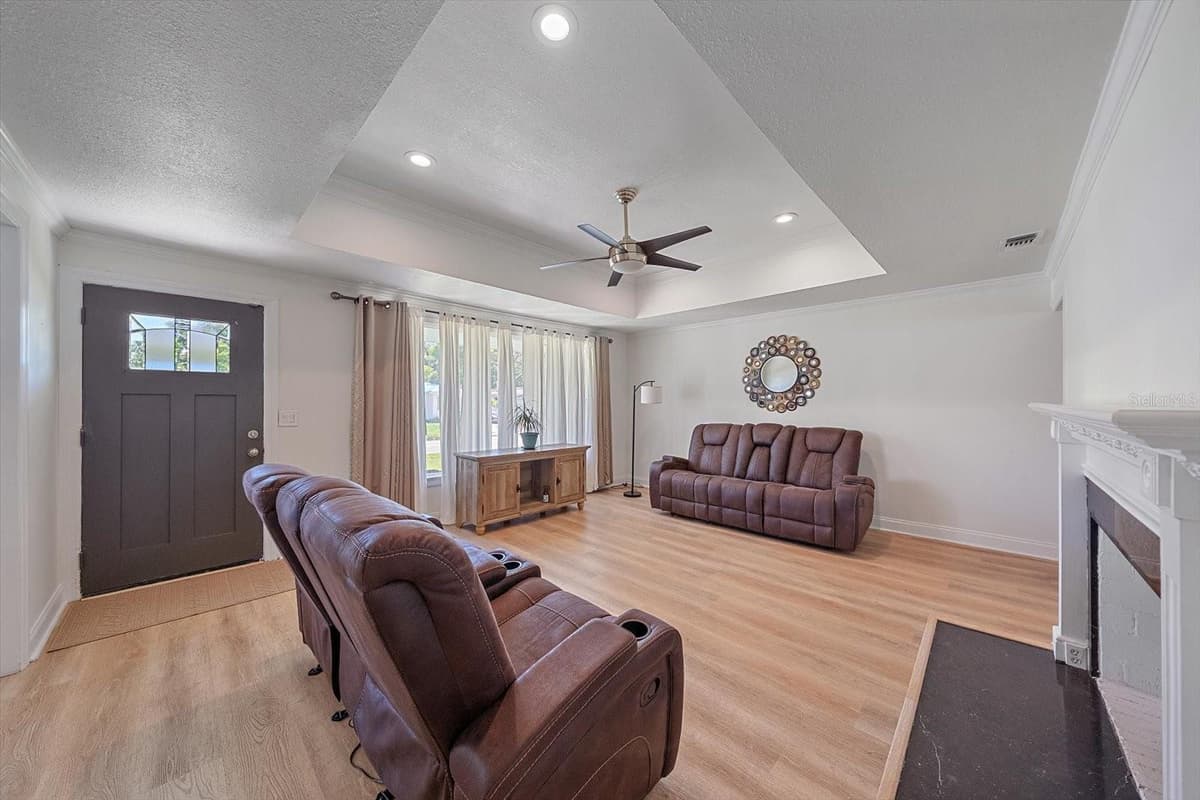 710 26TH STREET — photo 25 of 45