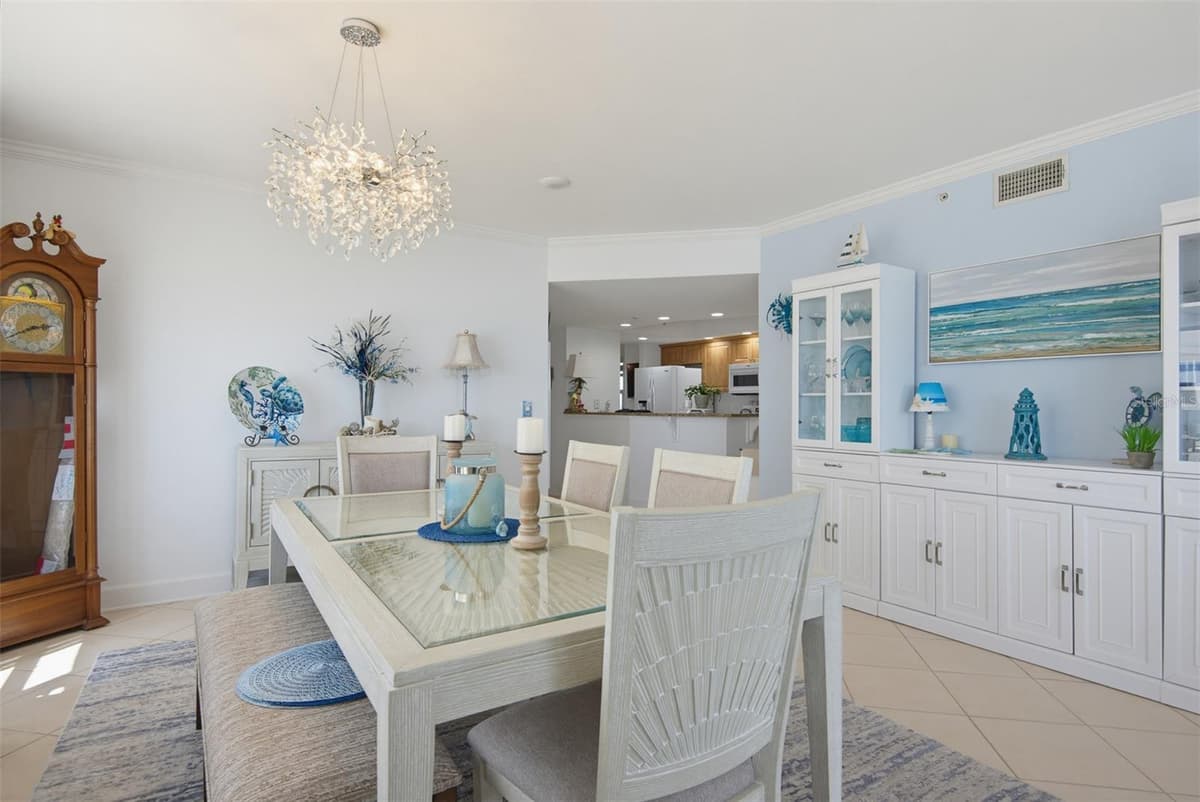 3315 ATLANTIC AVENUE — photo 4 of 63