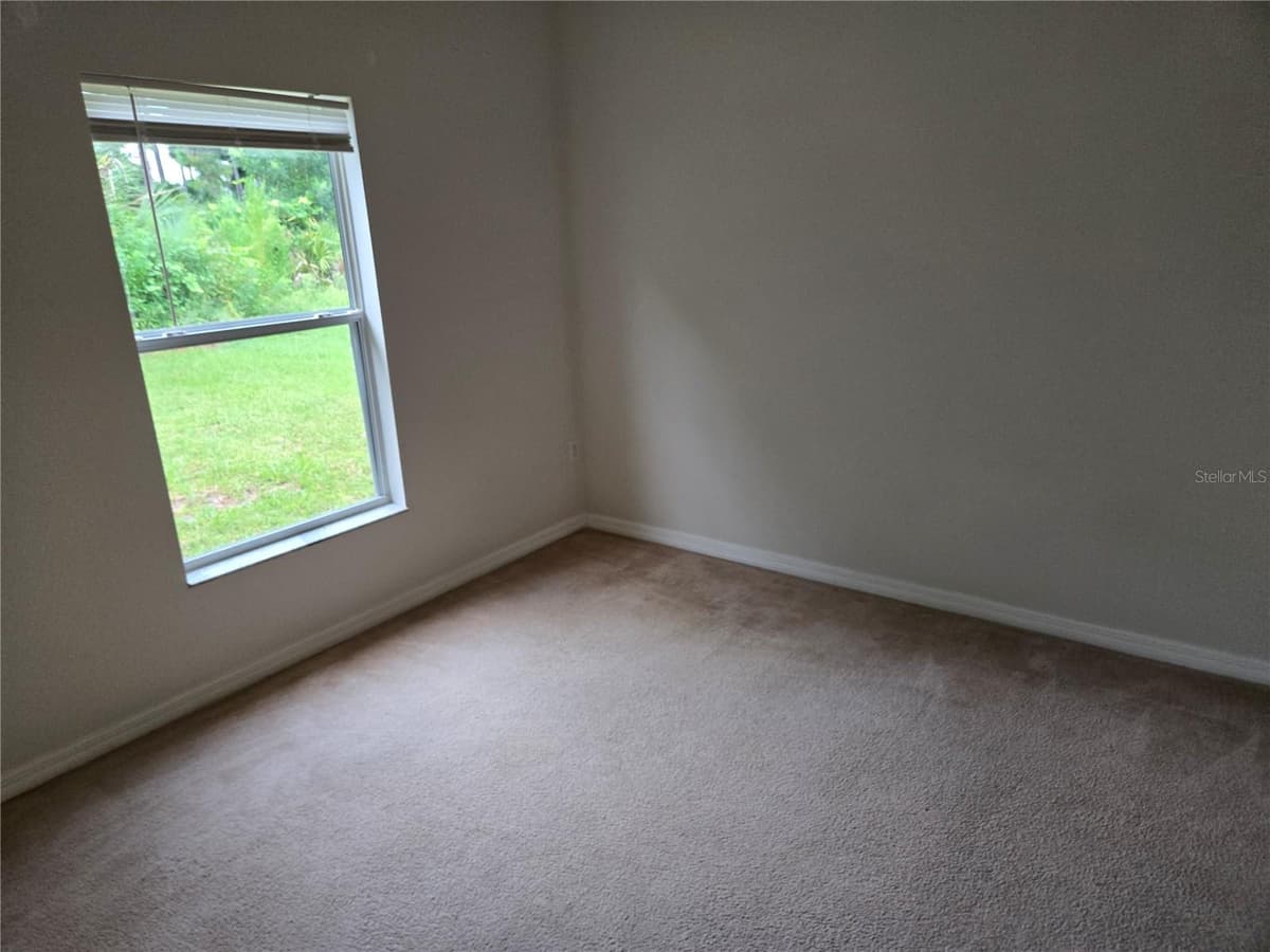 184 PARKVIEW DRIVE — photo 30 of 53