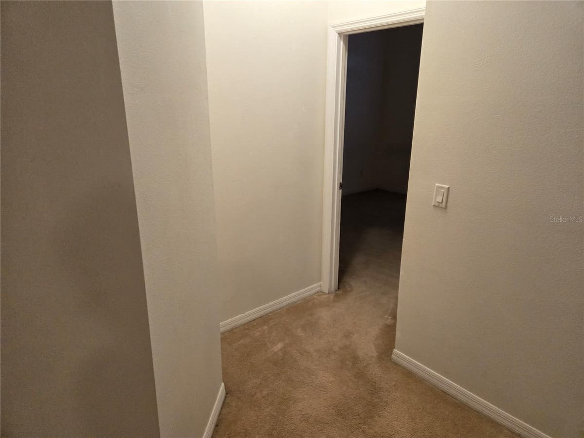 184 PARKVIEW DRIVE — photo 38 of 53