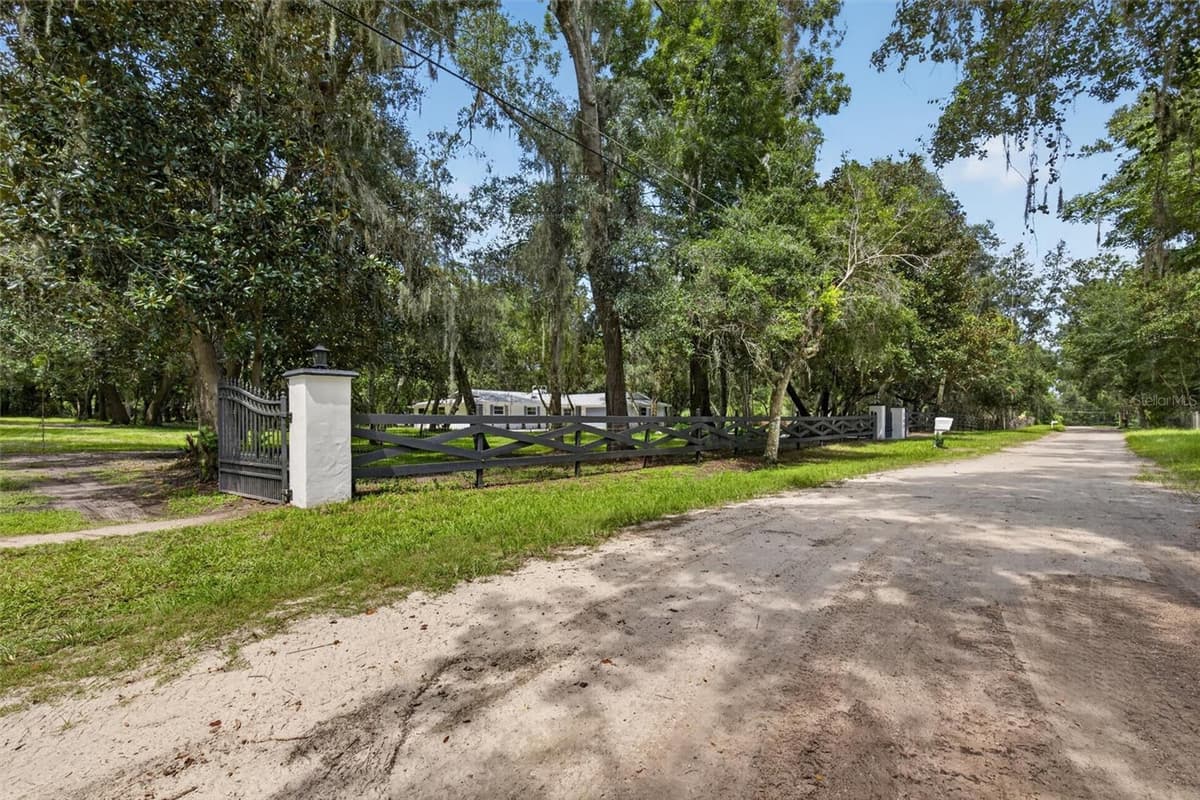 300 SCOTT ROAD — photo 83 of 87