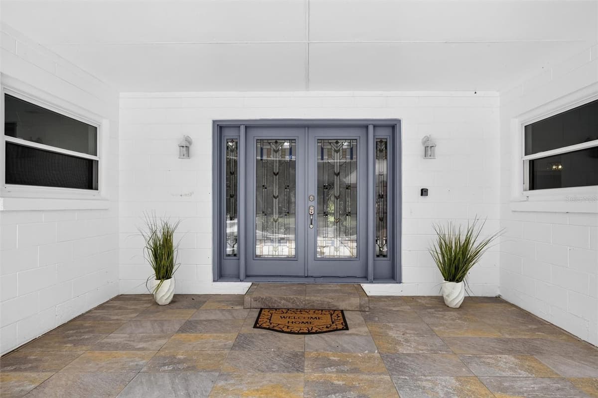 300 SCOTT ROAD — photo 6 of 87