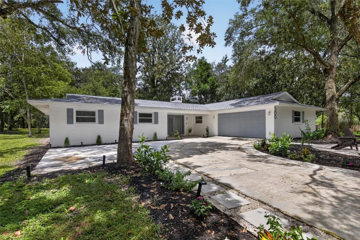 300 SCOTT ROAD — photo 3 of 87