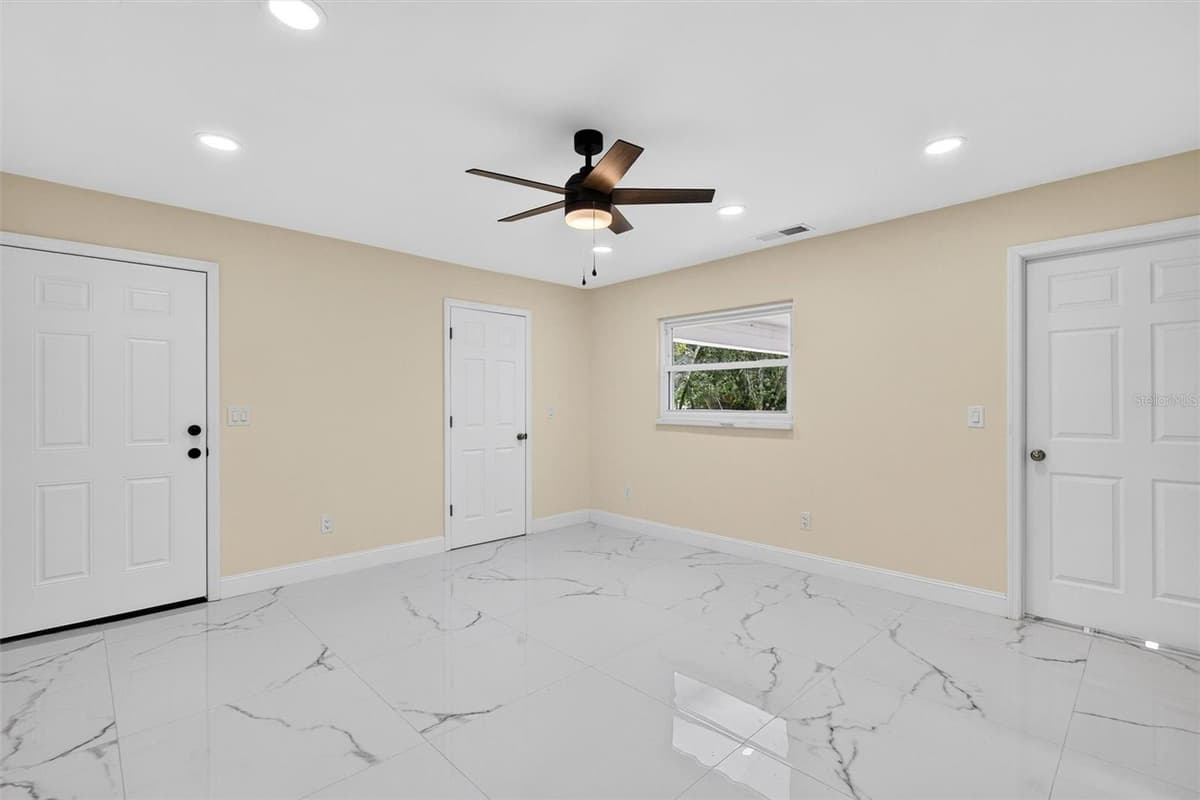 300 SCOTT ROAD — photo 47 of 87