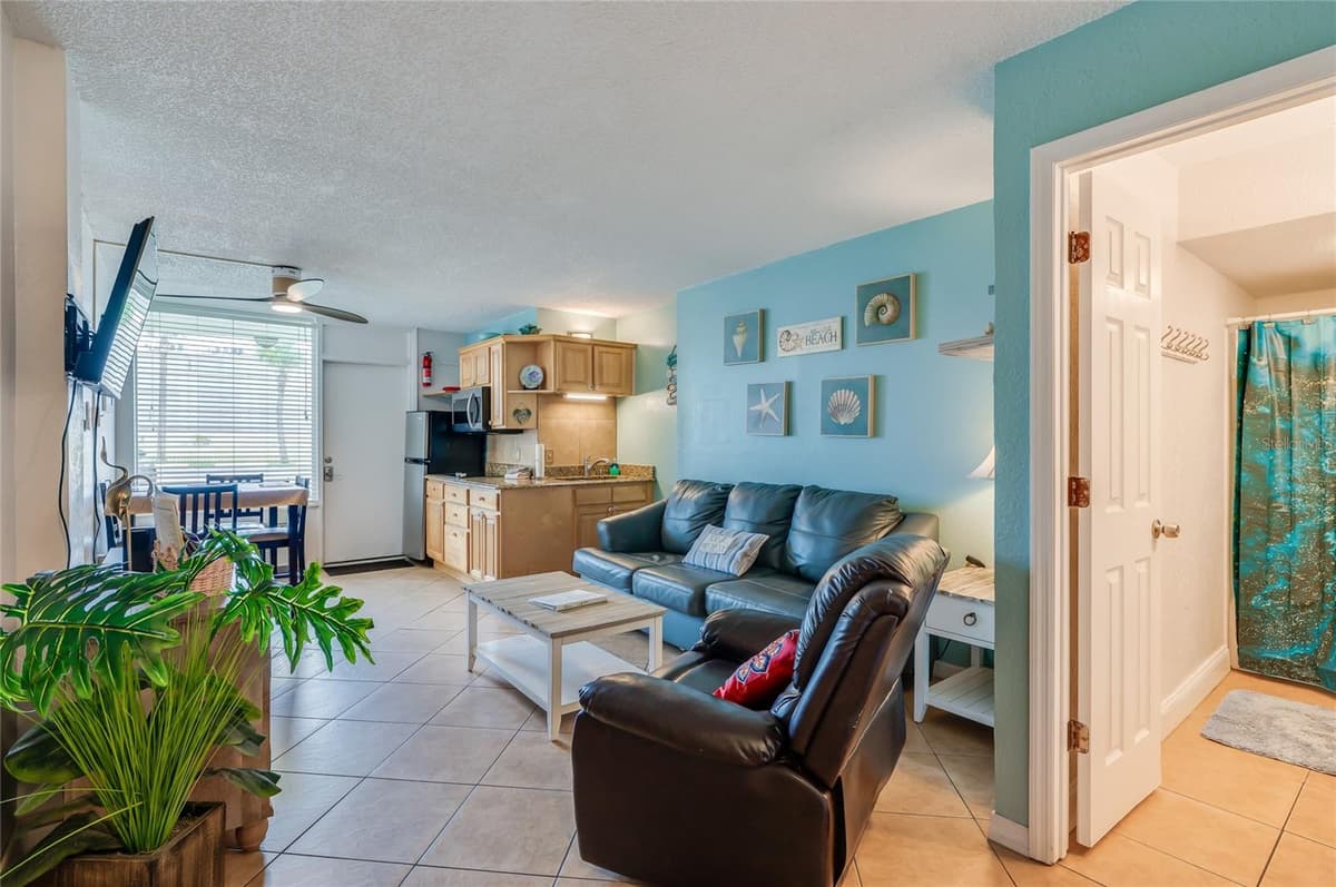 935 ATLANTIC AVENUE — photo 3 of 44
