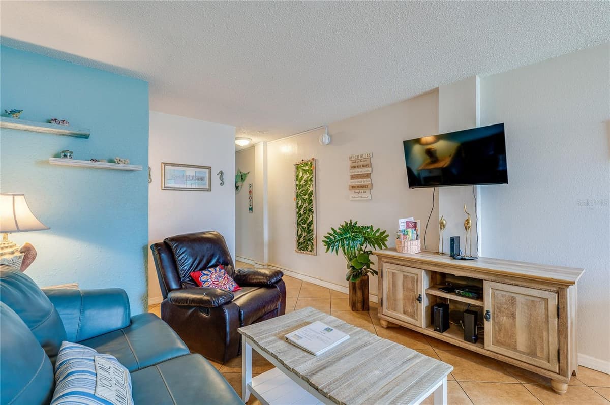 935 ATLANTIC AVENUE — photo 7 of 44