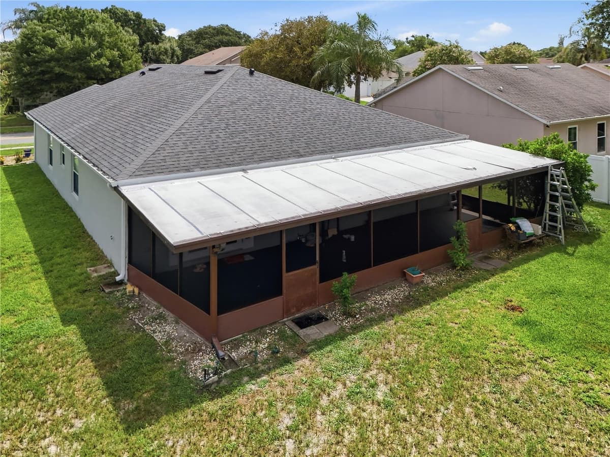 2512 ABACUS COURT — photo 32 of 40