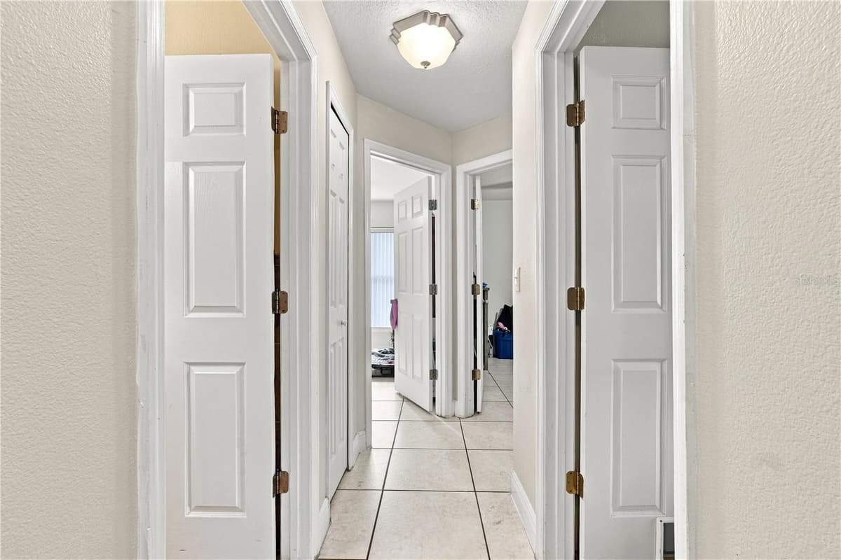 2512 ABACUS COURT — photo 15 of 40