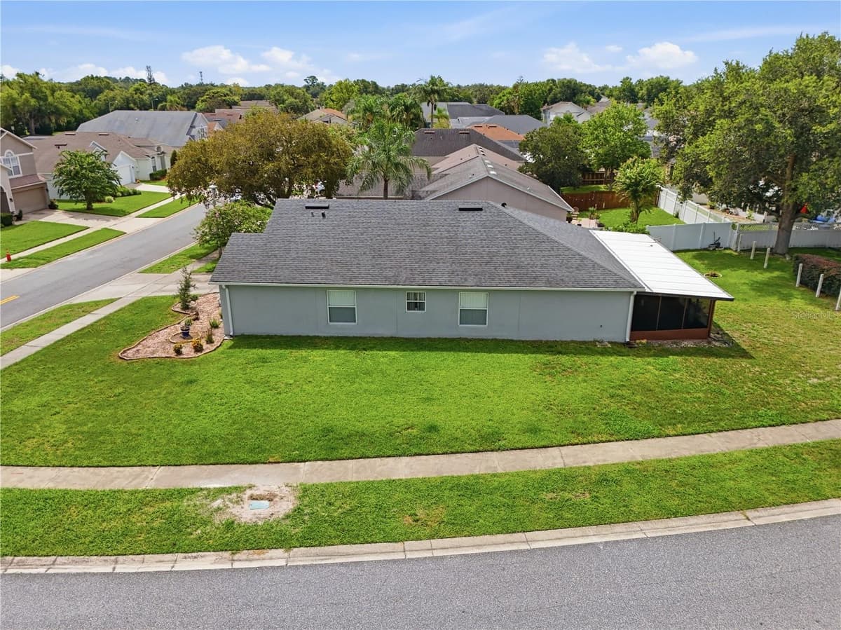 2512 ABACUS COURT — photo 30 of 40