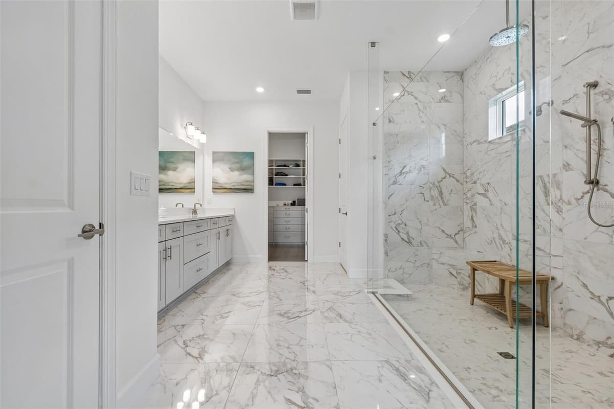 15424 SAN LAZZARO AVENUE — photo 5 of 45