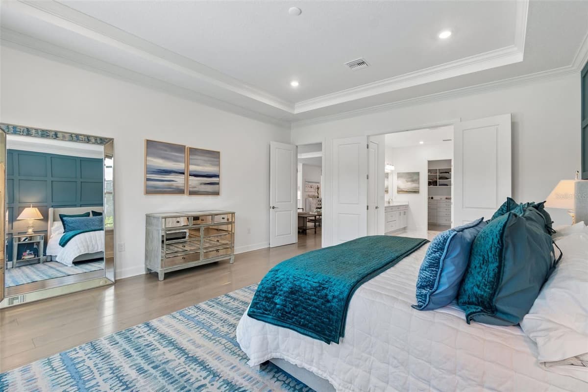 15424 SAN LAZZARO AVENUE — photo 34 of 45