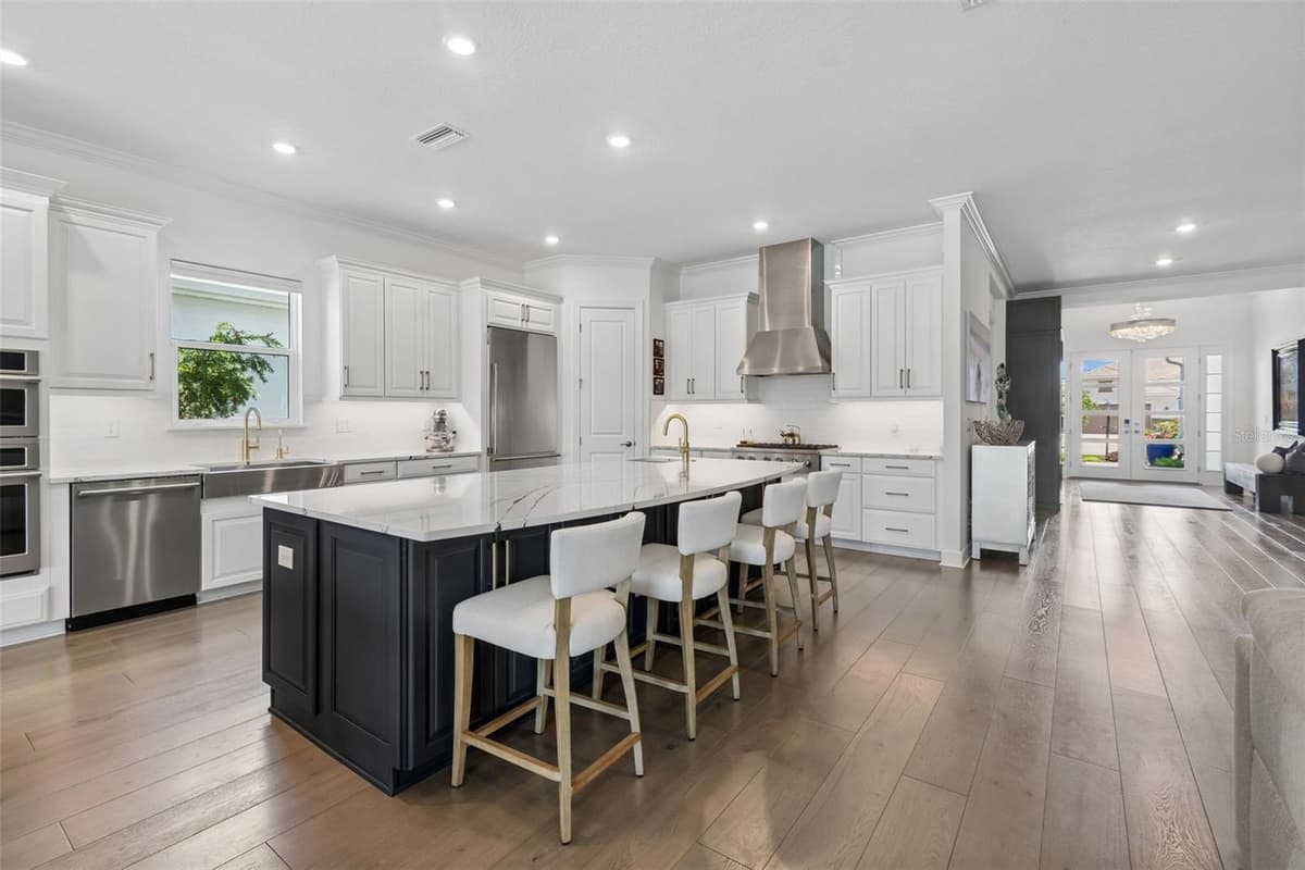 15424 SAN LAZZARO AVENUE — photo 15 of 45