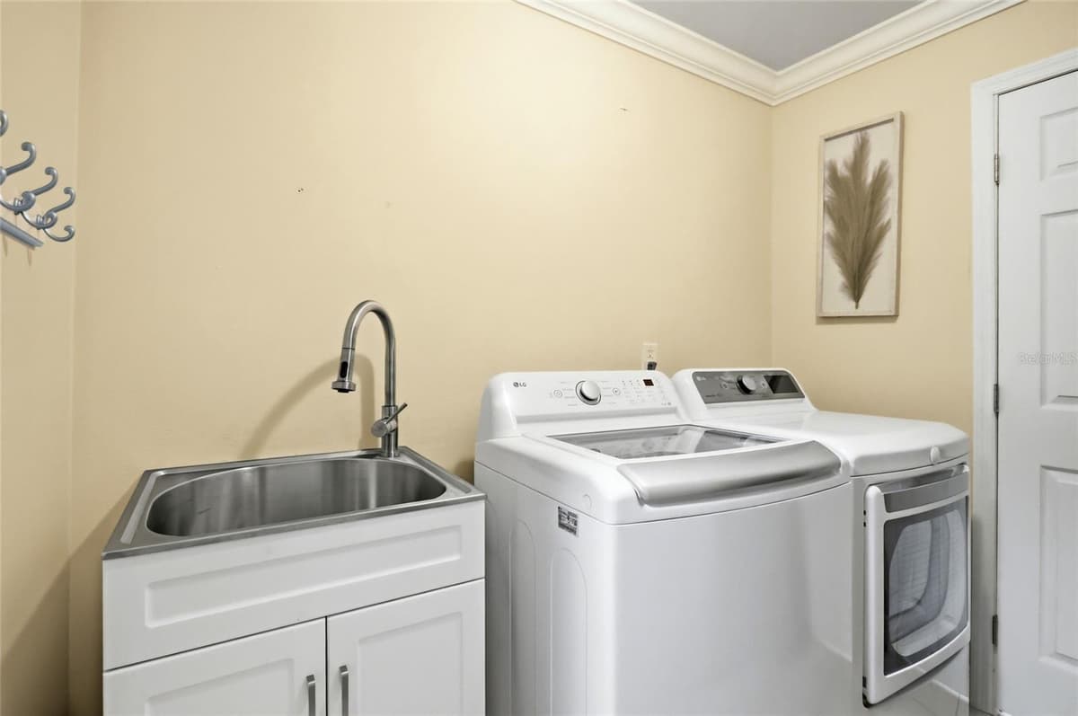 1150 MARKHAM WOODS ROAD — photo 18 of 64