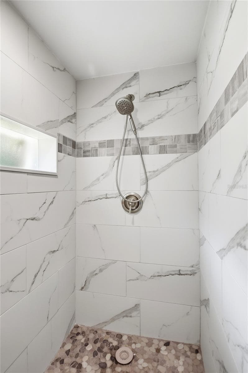 1150 MARKHAM WOODS ROAD — photo 40 of 64