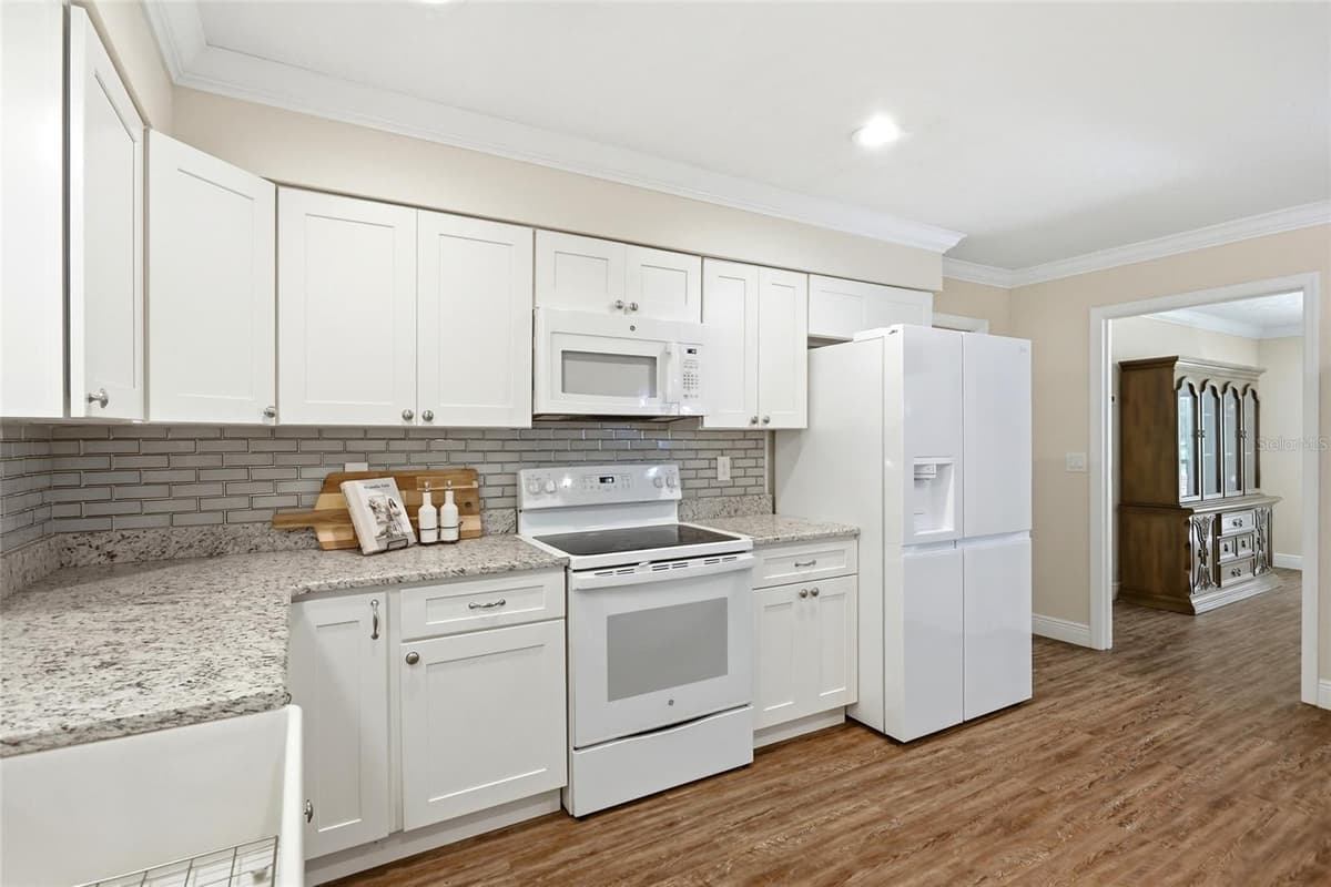 1150 MARKHAM WOODS ROAD — photo 17 of 64