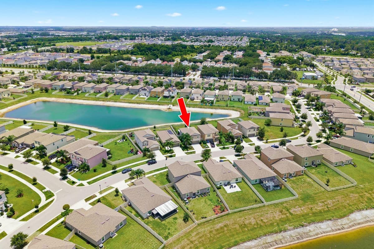 11483 SAGE CANYON DRIVE — photo 32 of 38