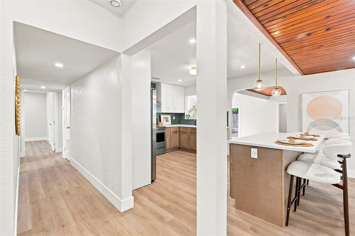7326 11TH AVENUE — photo 32 of 44