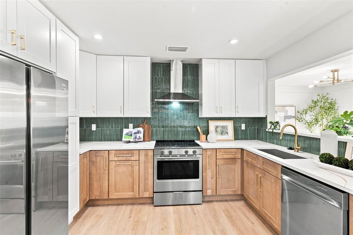 7326 11TH AVENUE — photo 4 of 44