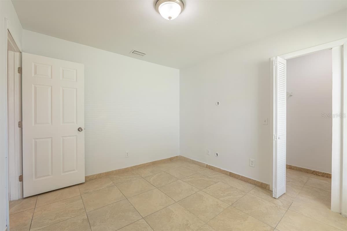 2313 PEBBLE BROOK ROAD — photo 14 of 29