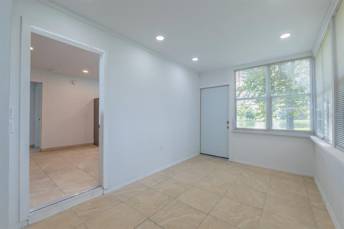 2313 PEBBLE BROOK ROAD — photo 8 of 29