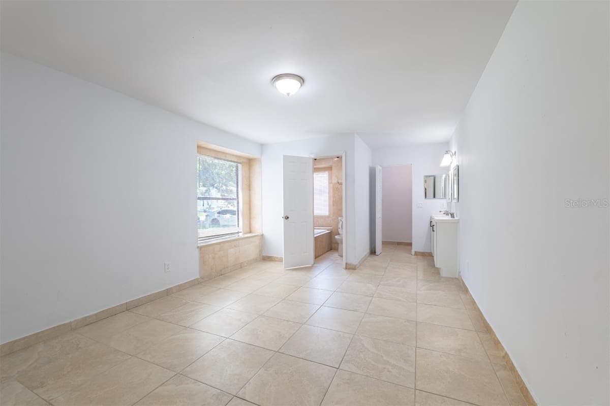 2313 PEBBLE BROOK ROAD — photo 10 of 29