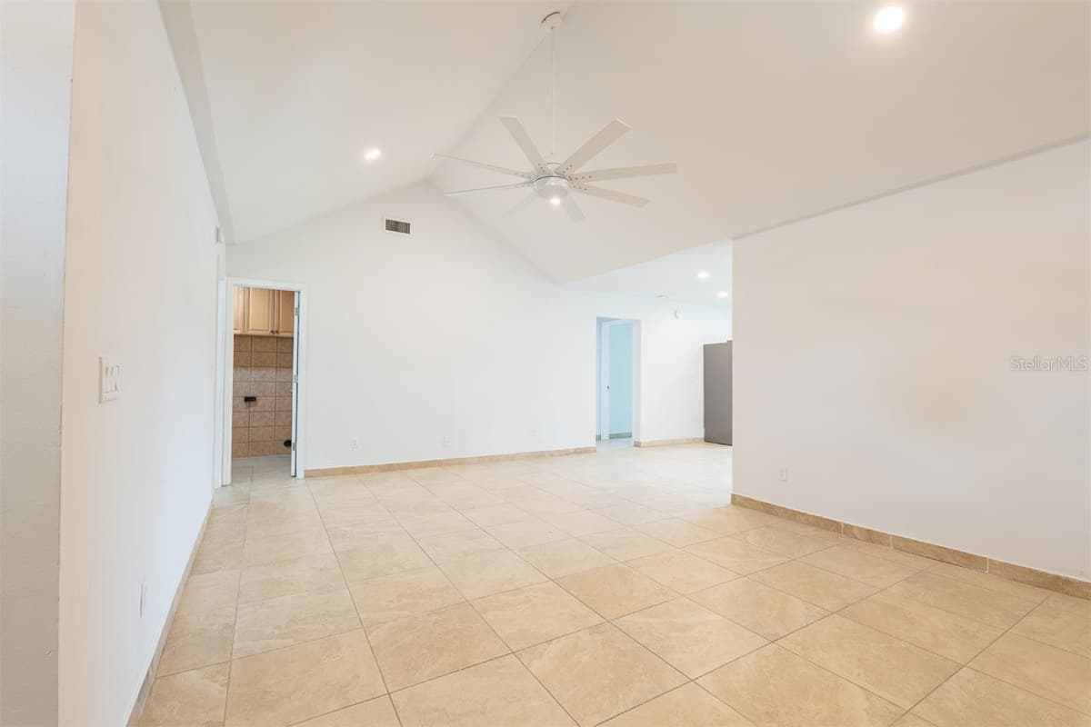2313 PEBBLE BROOK ROAD — photo 16 of 29