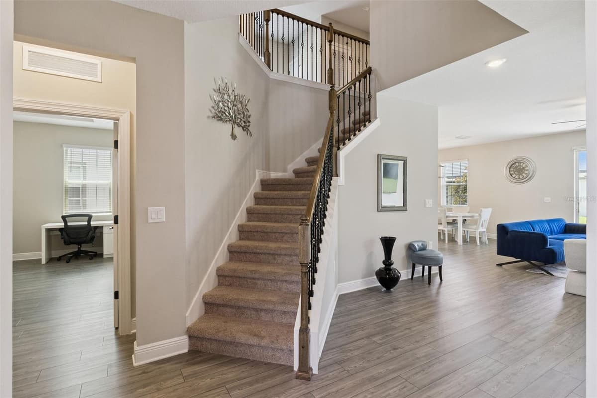 7745 SOMERSWORTH DRIVE — photo 2 of 47