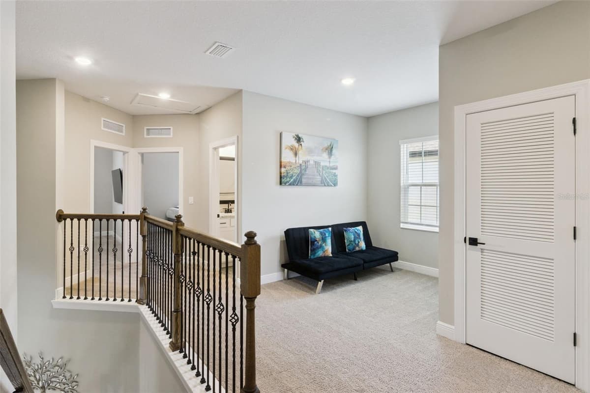 7745 SOMERSWORTH DRIVE — photo 12 of 47