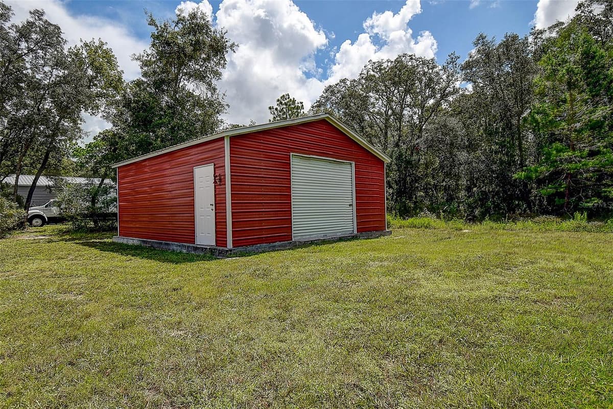 11472 PINE WARBLER AVENUE — photo 33 of 76