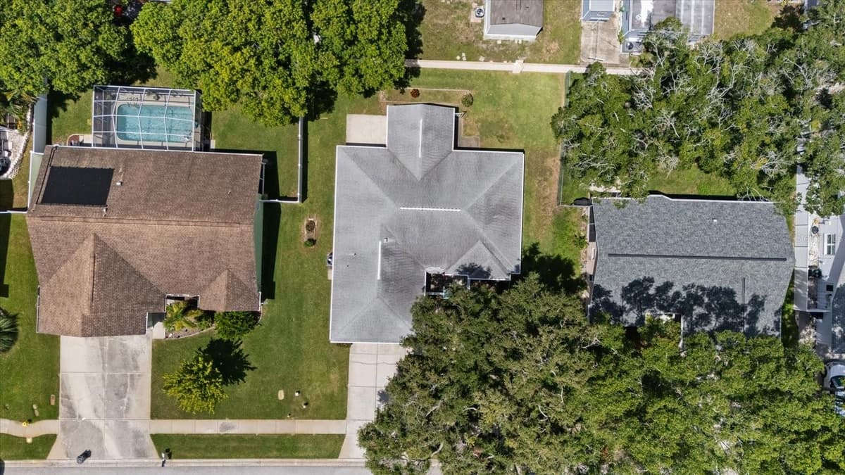 7329 FAIRWOOD AVENUE — photo 45 of 47