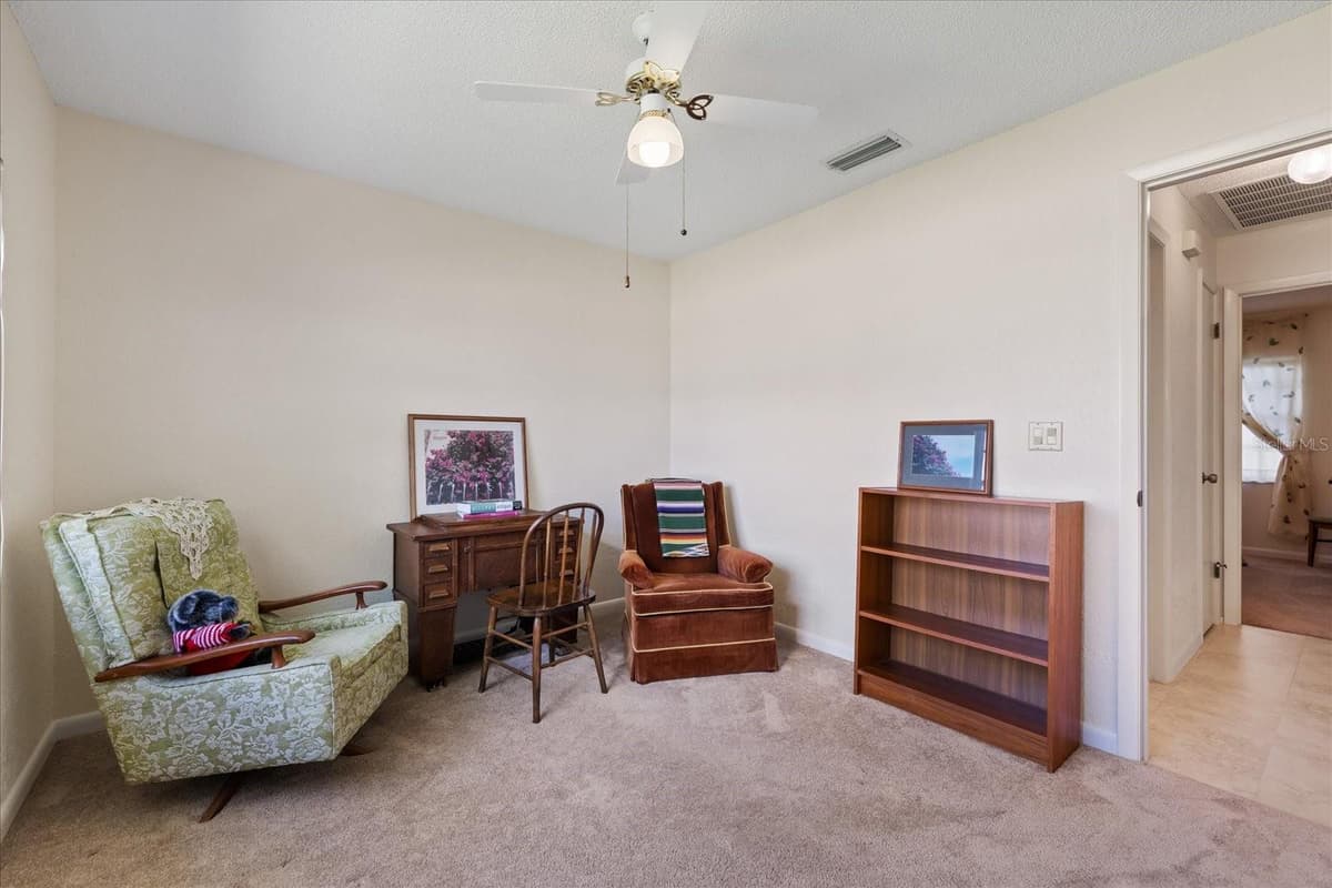7329 FAIRWOOD AVENUE — photo 15 of 47