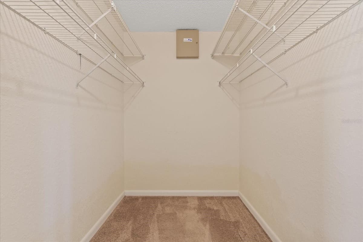 7329 FAIRWOOD AVENUE — photo 21 of 47