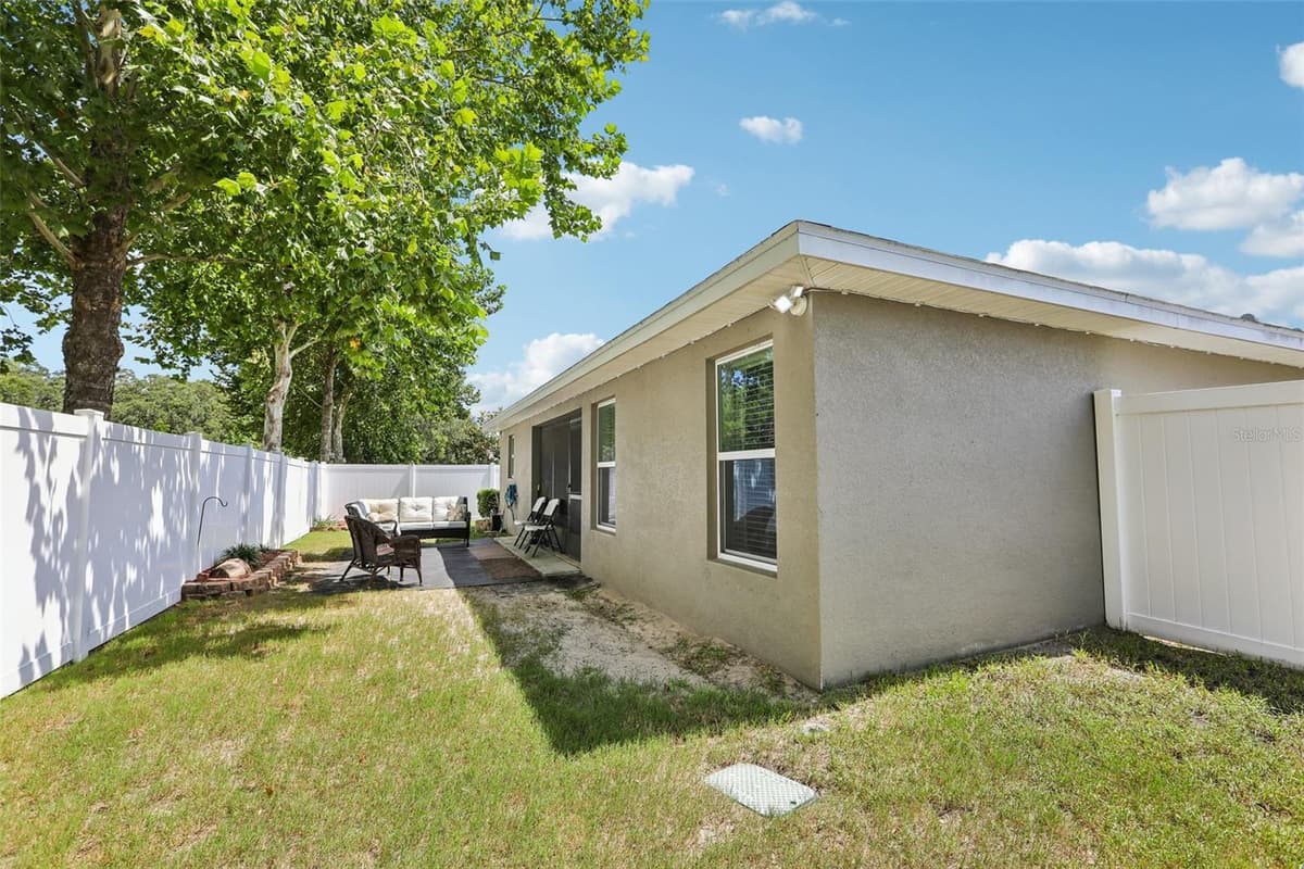 16214 VINE CLIFF AVENUE — photo 43 of 59